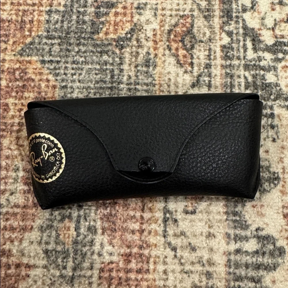 Authentic RayBan RB2132 New Wayfarer Sunglasses, Tortoise Frame, Brown Lenses - Picture 13 of 16